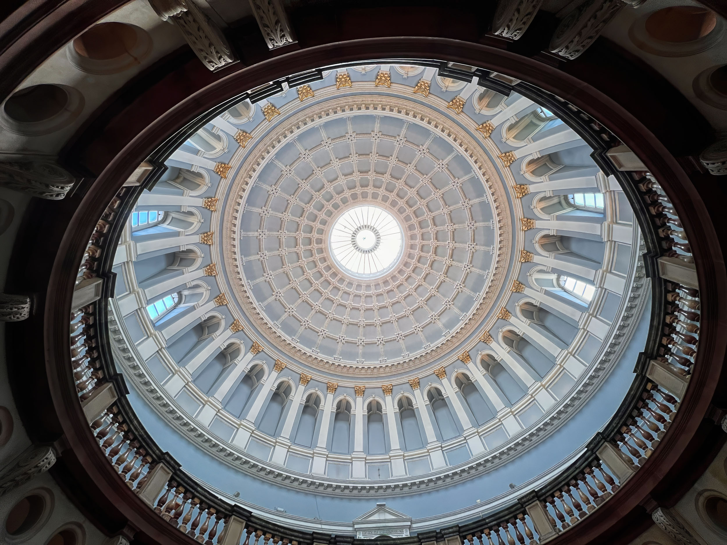 Modeled on the Pantheon in Rome, the Rotunda Dome at the National Museum on Kildare Street rises 20 meters to create a neoclassical entrance hall. Dublin, County Dublin